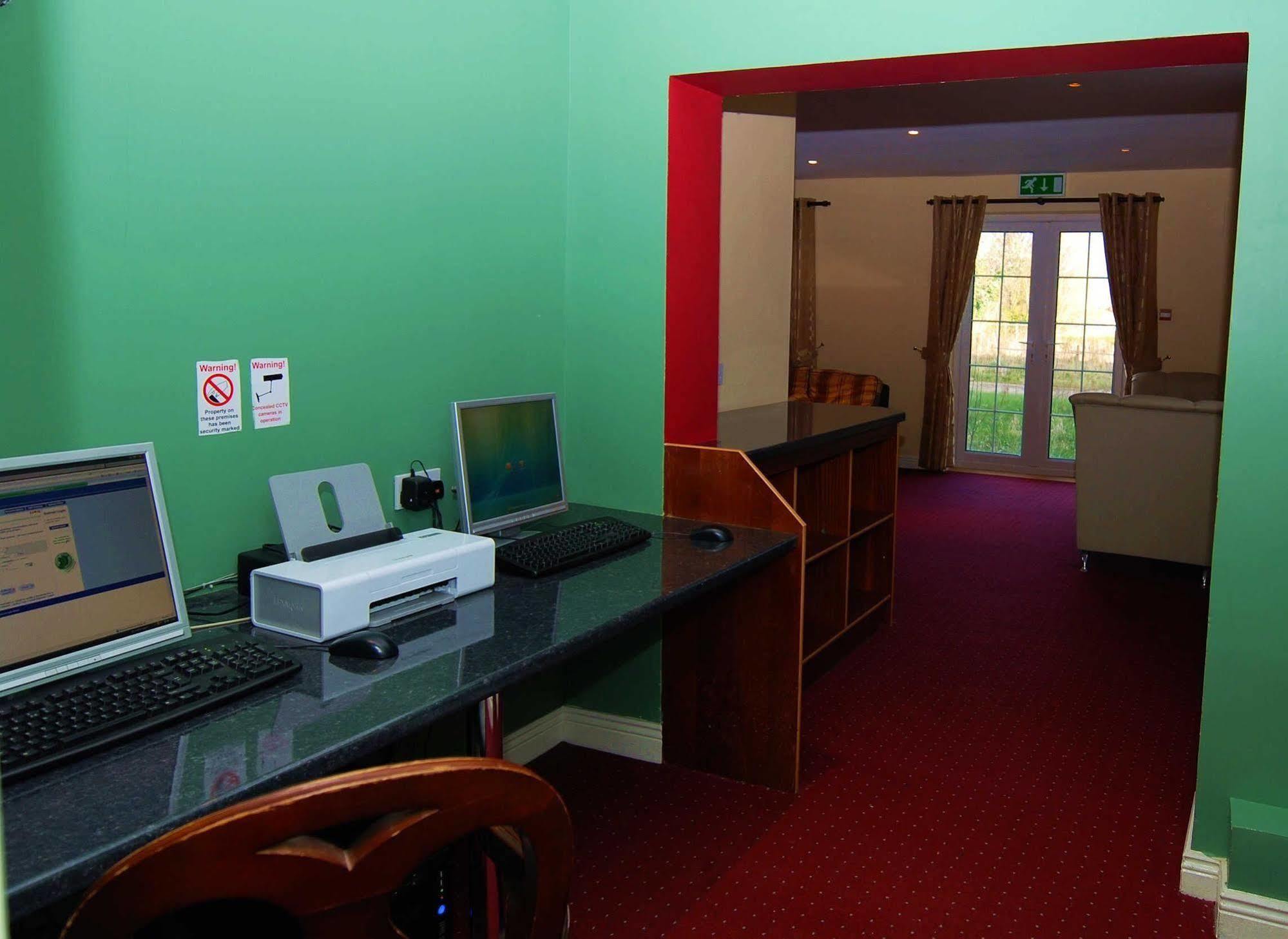 דבלין Palmerstown Lodge מראה חיצוני תמונה